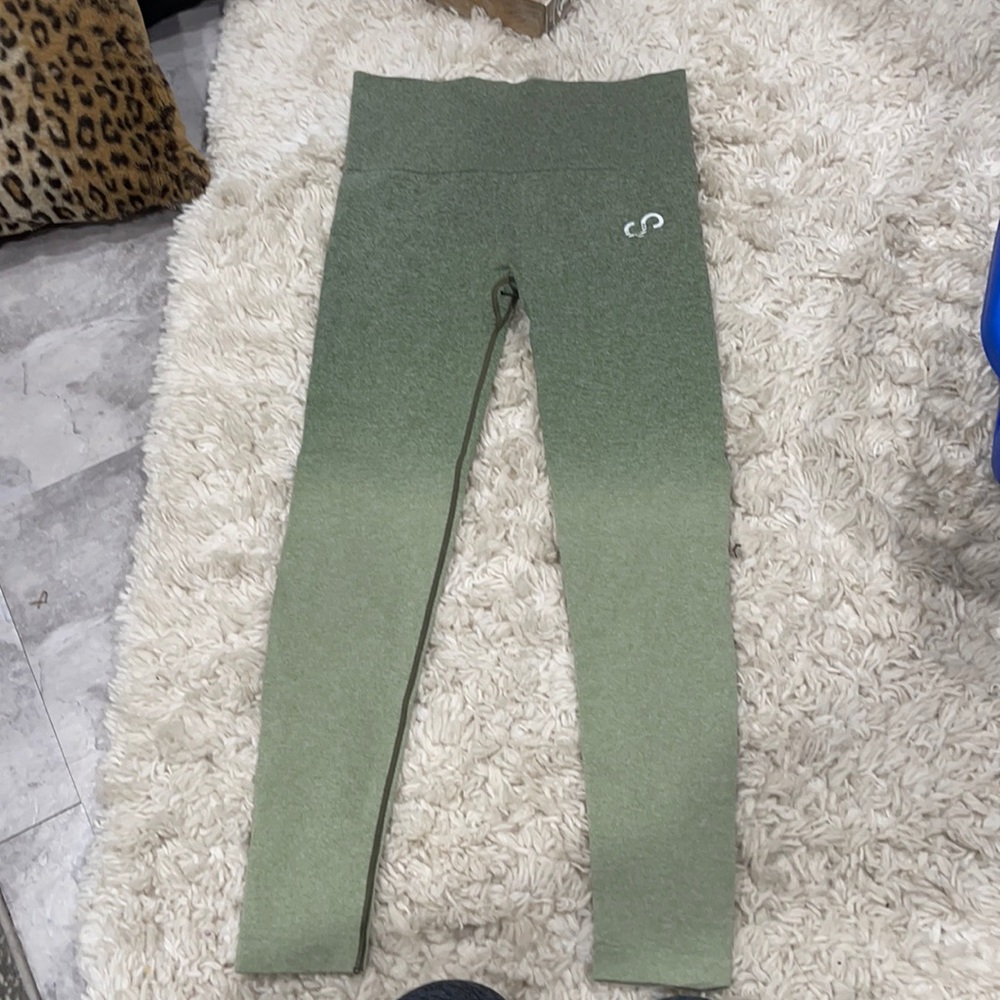 Curves N Combatboots leggings